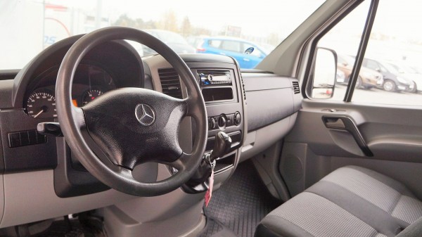 Mercedes: vehículos industriales, furgonetas y vehículos comerciales y camiones Mercedes | AC Dodávky