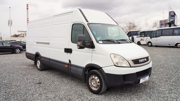 Iveco: véhicules d’occasion, utilitaires, fourgons et fourgonnettes			Iveco | AC Dodávky